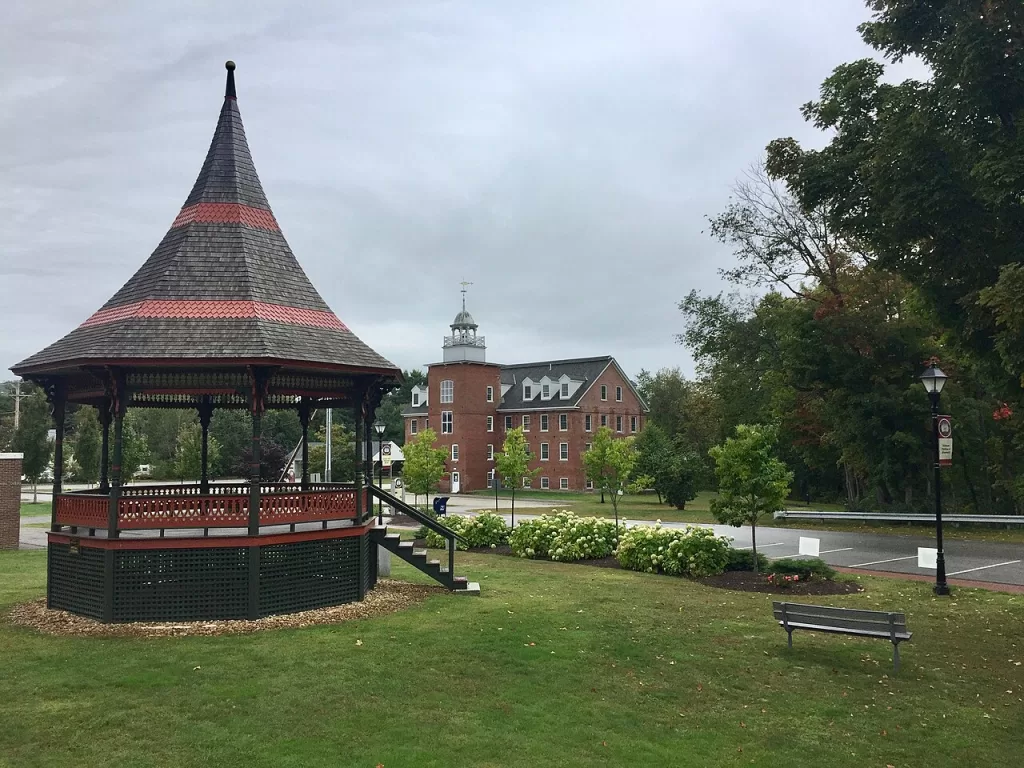 Belmont NH Bandstand
